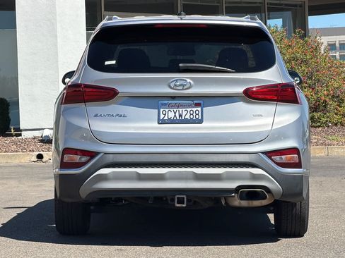 Used 2020 Hyundai Santa Fe SE AWD/4WD image 8