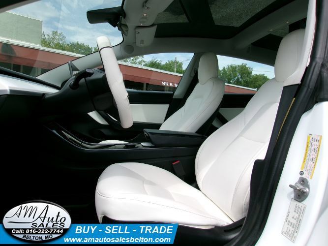 Used 2020 Tesla Model 3 Standard Range Plus RWD image 14