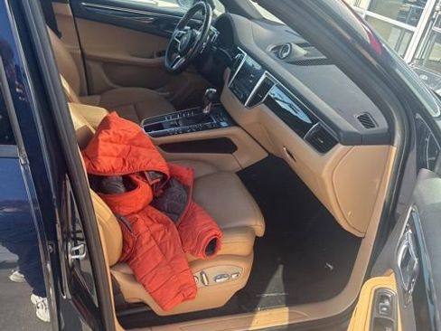 Used 2018 Porsche Macan image 14
