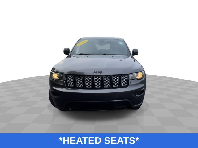 Used 2020 Jeep Grand Cherokee Altitude AWD/4WD image 4