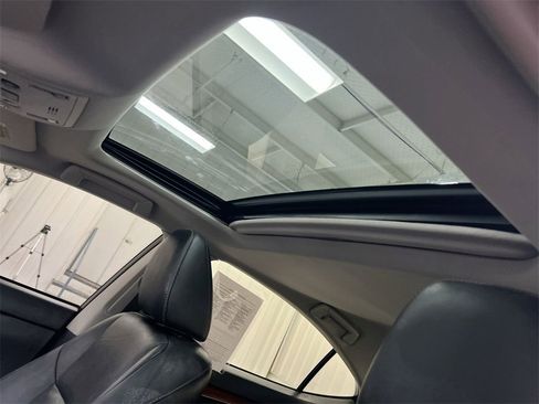 Used 2014 Lexus ES 300h image 18