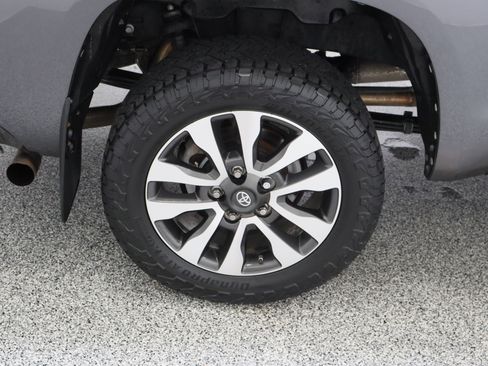 Used 2020 Toyota Tundra Limited RWD image 6