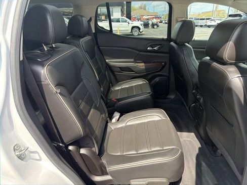 Used 2023 GMC Acadia Denali w/ Denali Ultimate Package image 18