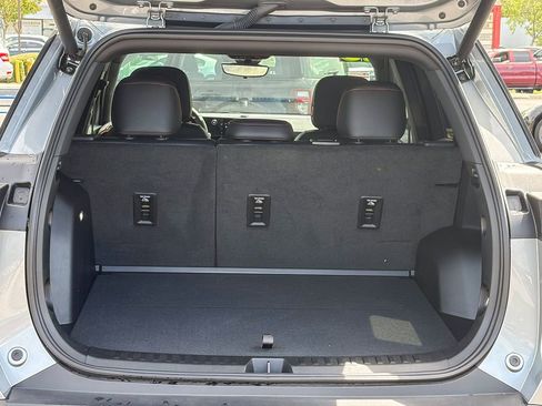 Used 2025 Chevrolet Equinox RS w/ Safety and Technology Package image 54