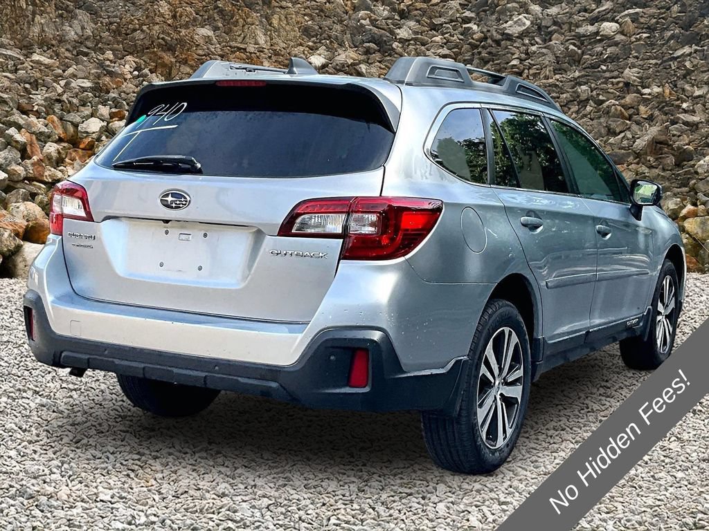 Used 2018 Subaru Outback 2.5i Limited AWD/4WD image 2