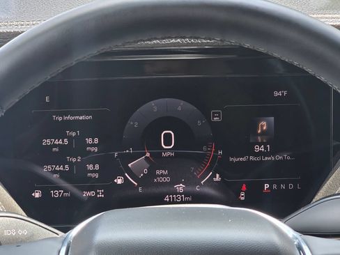 Certified 2025 GMC Yukon XL Denali AWD/4WD image 15