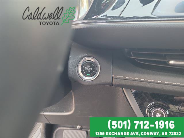Used 2023 Buick Envision Preferred FWD image 18