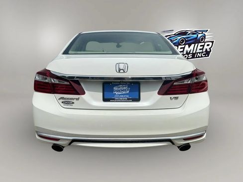 Used 2017 Honda Accord EX-L image 5