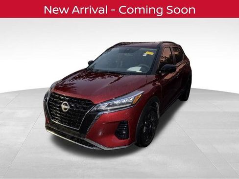 Certified 2024 Nissan Kicks SR FWD image 1