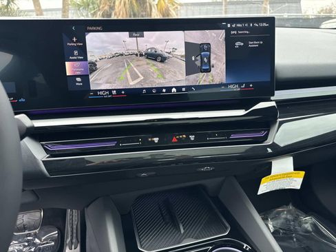 New 2026 BMW 530i w/ Executive Package image 24