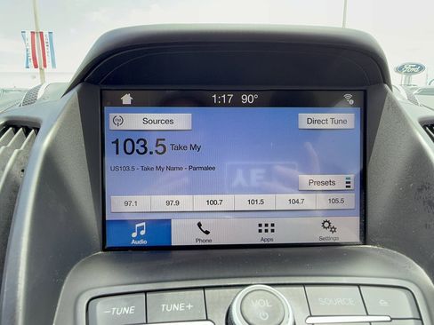 Used 2018 Ford Escape SE w/ SE Sync 3 Package FWD image 19