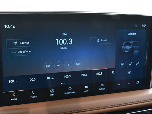Used 2022 Lincoln Nautilus Reserve w/ Luxury Package AWD/4WD image 26