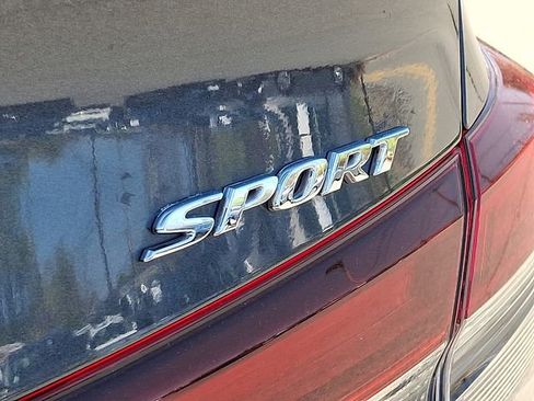 Used 2025 Honda Civic Sport image 30