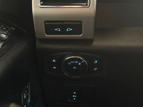 Used 2017 Ford F150 Lariat AWD/4WD image 12