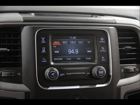 Used 2019 RAM 1500 Express w/ Express Value Package AWD/4WD image 9