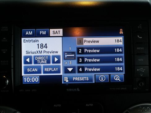 Used 2014 Jeep Wrangler Unlimited Rubicon w/ Connectivity Group image 15