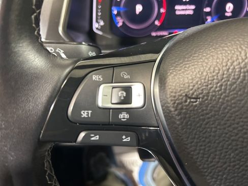 Used 2021 Volkswagen Tiguan SEL Premium R-Line image 28