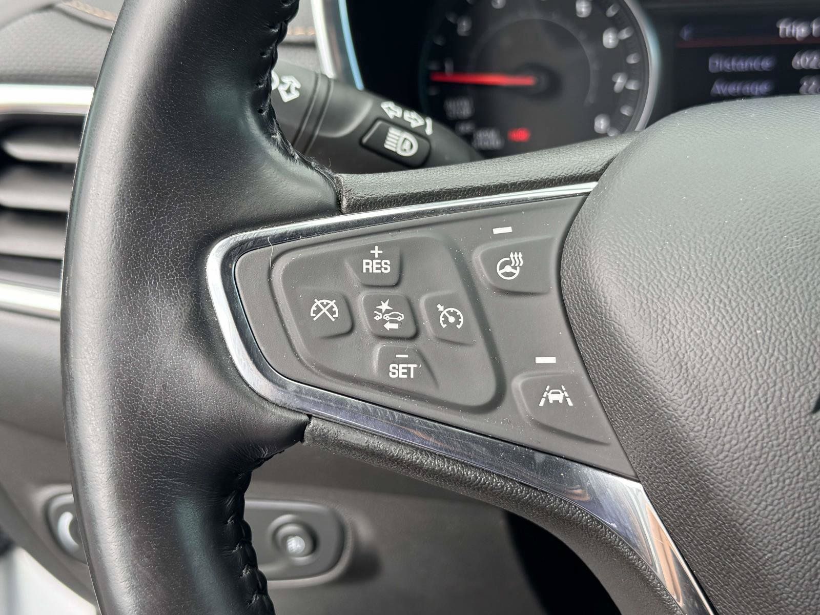 Used 2020 Chevrolet Equinox Premier AWD/4WD image 12