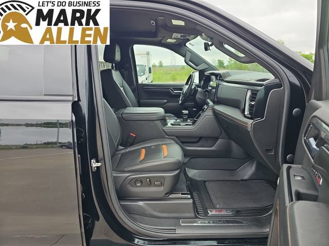 Used 2024 GMC Sierra 1500 AT4 w/ Technology Package AWD/4WD image 28