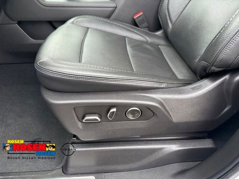 Used 2025 GMC Sierra 1500 Denali w/ Denali Reserve Package AWD/4WD image 13