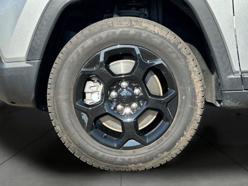 Used 2023 Jeep Compass Trailhawk w/ Trailhawk Elite Group image 32