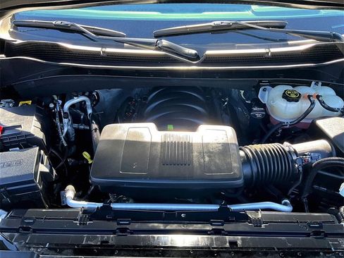 Certified 2022 Chevrolet Silverado 1500 LT Trail Boss w/ Convenience Package II image 22