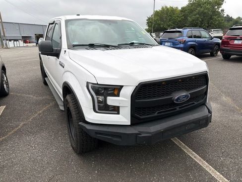 Used 2017 Ford F150 XLT w/ Equipment Group 302A Luxury RWD image 3