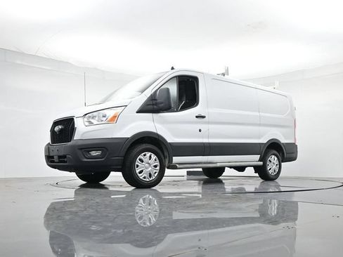 Certified 2022 Ford Transit 250 Low Roof w/ Exterior Upgrade Package RWD image 38