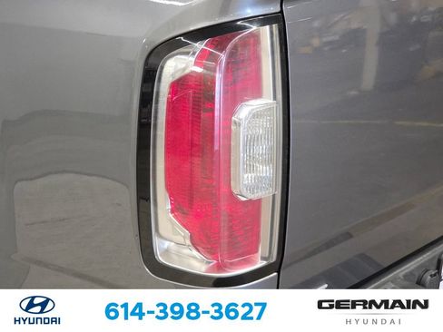 Used 2021 GMC Canyon AT4 w/ Driver Alert Package AWD/4WD image 16
