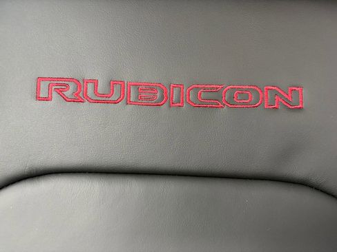 New 2026 Jeep Wrangler Unlimited Rubicon w/ Whitecap Package image 8