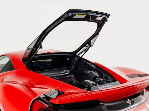 Used 2019 Ferrari 488 Pista image 47