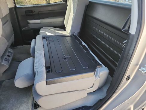 Used 2010 Toyota Tundra SR5 image 32