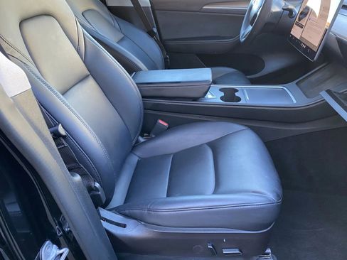 Used 2023 Tesla Model Y Long Range image 6