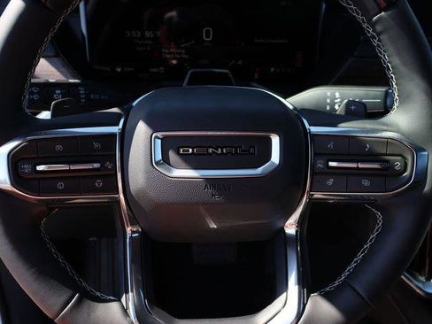 New 2026 GMC Acadia Denali Ultimate AWD/4WD image 29