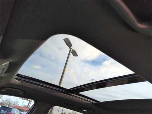 Used 2024 Cadillac XT6 Sport w/ Technology Package image 13