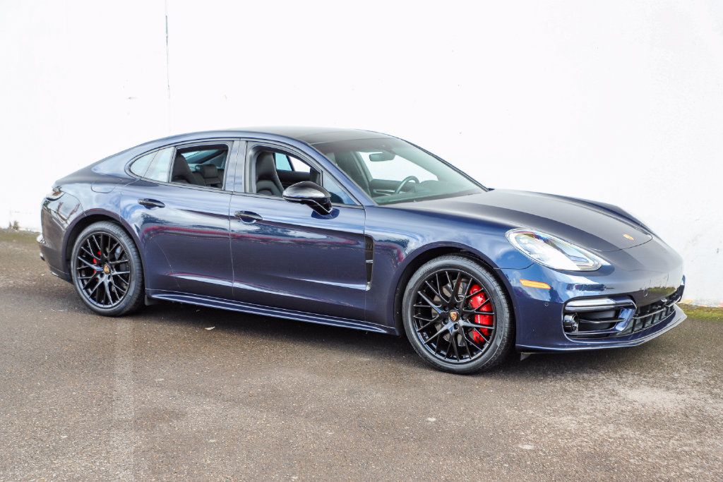 Used 2022 Porsche Panamera 4S AWD/4WD image 1