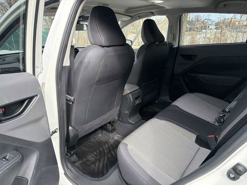 Used 2024 Subaru Crosstrek 2.0i Premium image 12