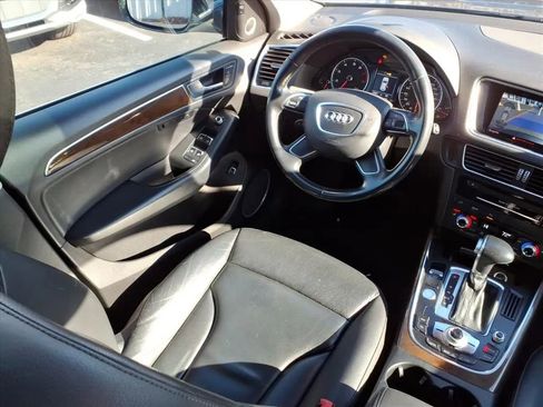 Used 2016 Audi Q5 2.0T Premium Plus w/ Technology Package image 17