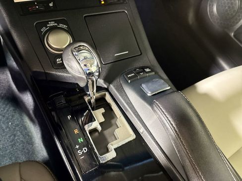Used 2013 Lexus ES 300h w/ Premium Pkg FWD image 18