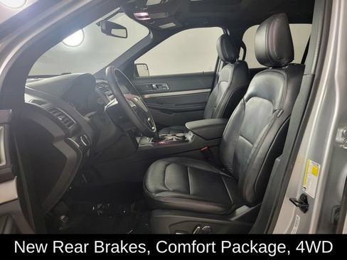 Used 2018 Ford Explorer XLT w/ Equipment Group 202A AWD/4WD image 13