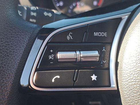 Used 2023 Kia Forte LXS image 26