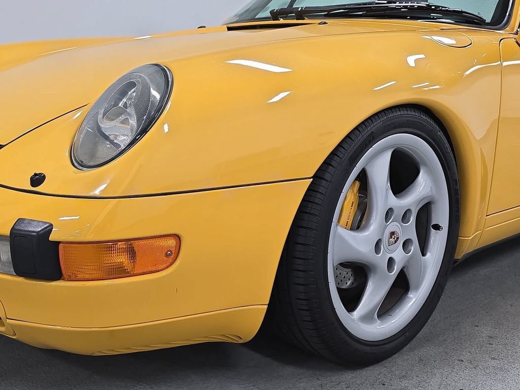Used 1997 Porsche 911 Carrera RWD image 11