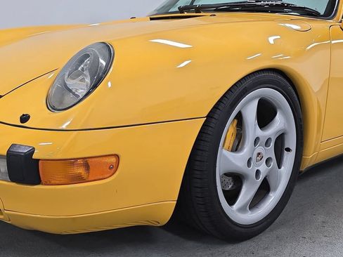 Used 1997 Porsche 911 Carrera RWD image 11