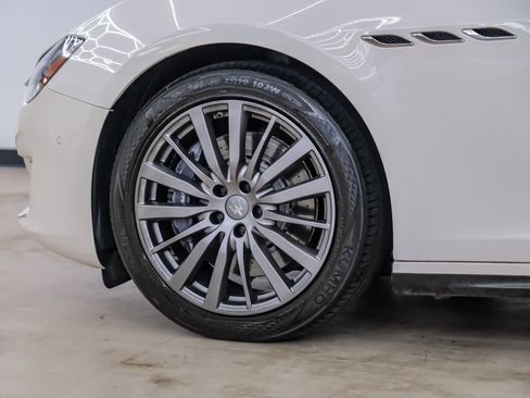 Used 2018 Maserati Ghibli S image 74