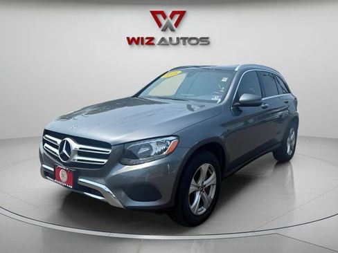 Used 2018 Mercedes-Benz GLC 300 4MATIC image 1
