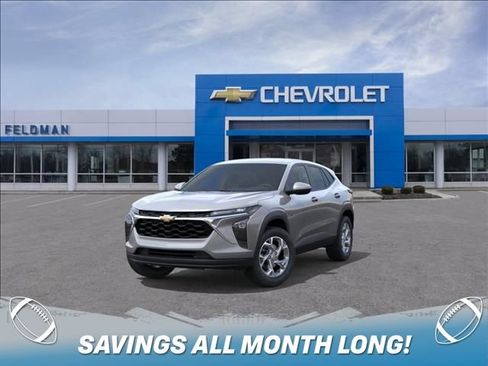 New 2026 Chevrolet Trax LS w/ LS Convenience Package FWD image 8
