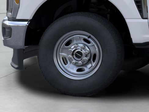 New 2026 Ford F250 XL w/ XL Chrome Package image 22