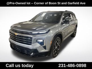 Used 2025 Chevrolet Traverse High Country w/ LPO, Floor Liner Package AWD/4WD 360° Tour