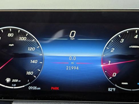 Used 2025 Mercedes-Benz GLA 250 image 30