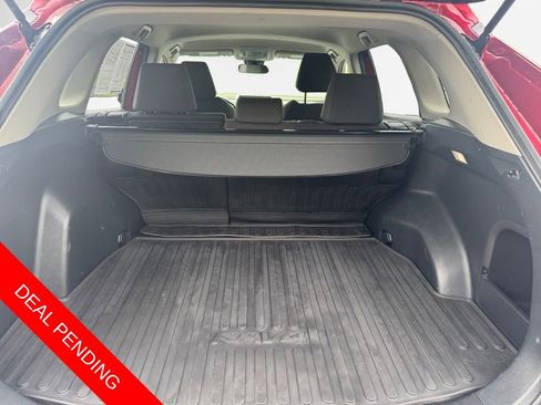Used 2022 Toyota RAV4 LE AWD/4WD image 22